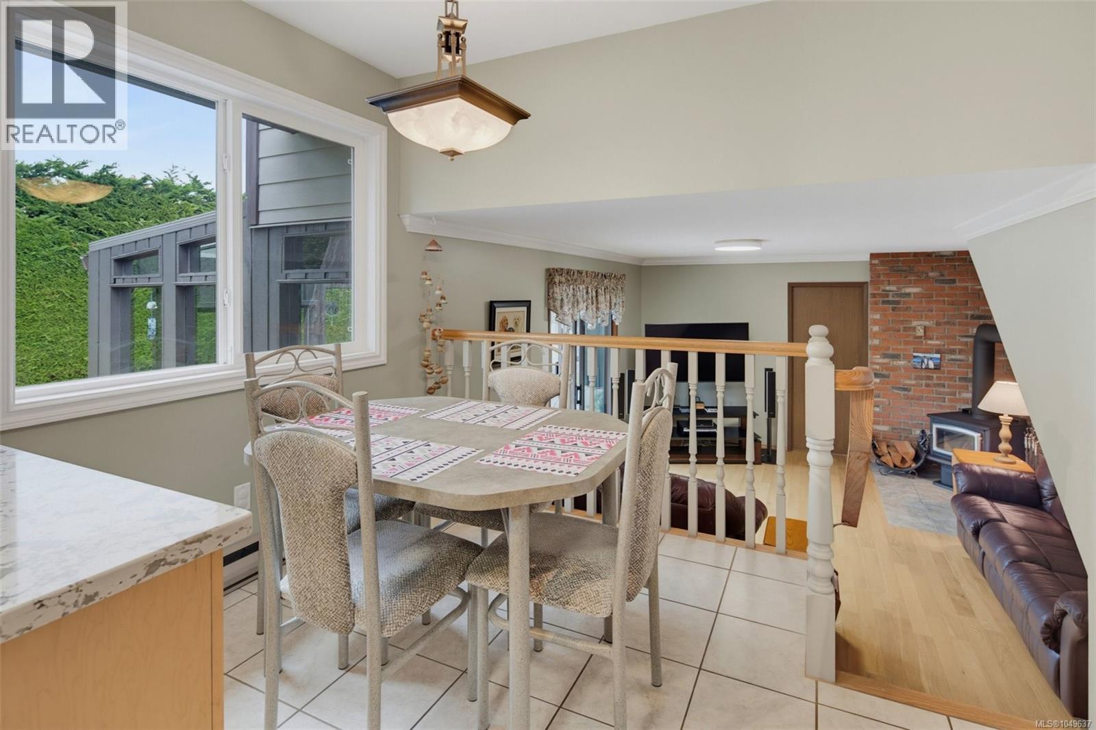 2056 Skyline Cres, Central Saanich, British Columbia  V8M 1M6 - Photo 21 - 1049637