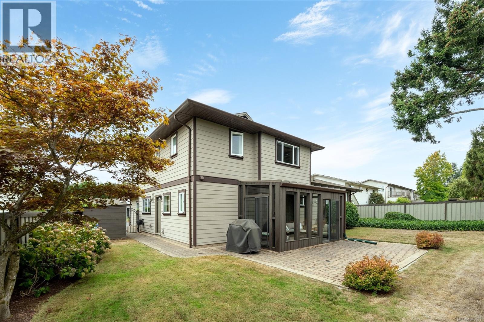 2056 Skyline Cres, Central Saanich, British Columbia  V8M 1M6 - Photo 41 - 1049637