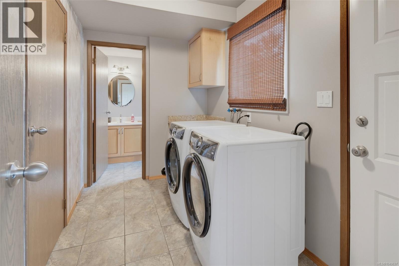 2056 Skyline Cres, Central Saanich, British Columbia  V8M 1M6 - Photo 27 - 1049637