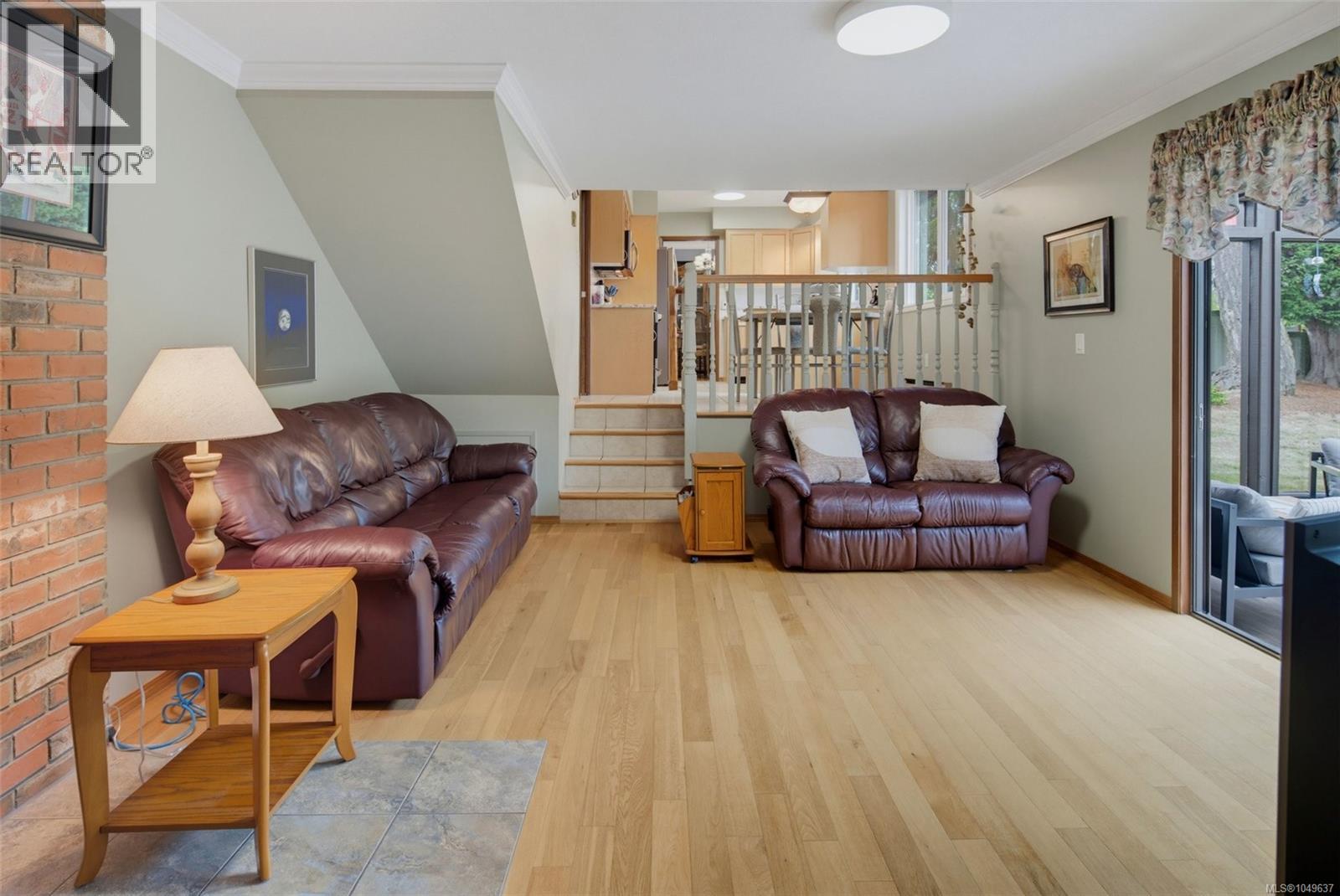 2056 Skyline Cres, Central Saanich, British Columbia  V8M 1M6 - Photo 23 - 1049637