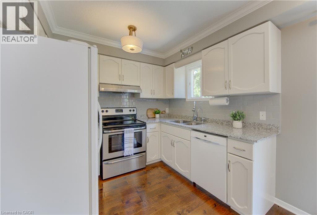 23 Trelawney Street, Kitchener, Ontario  N2N 3A8 - Photo 16 - 40862182