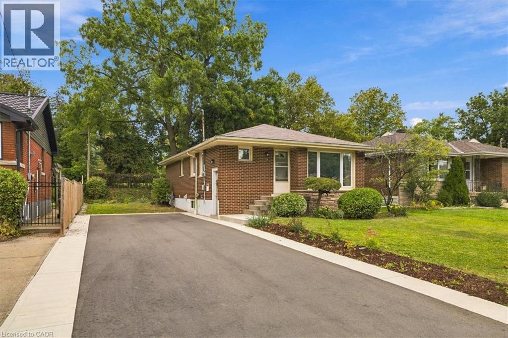 212 WEST 33RD Street, Hamilton, Ontario