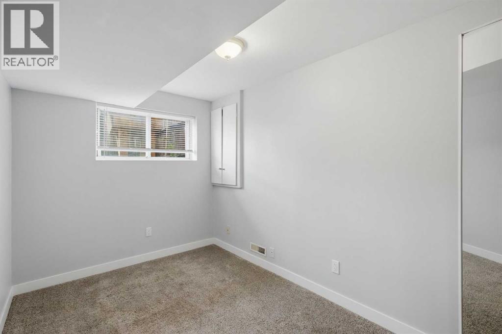 2706 46 Street Se, Calgary, Alberta  T2B 2N8 - Photo 18 - A2334025