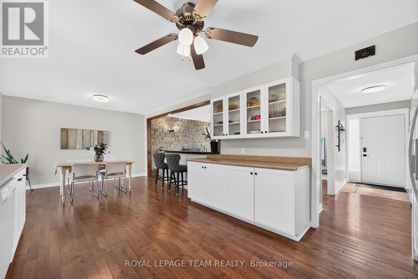 2830 John Shaw Road, Ottawa, Ontario  K0A 2H0 - Photo 11 - X13794246