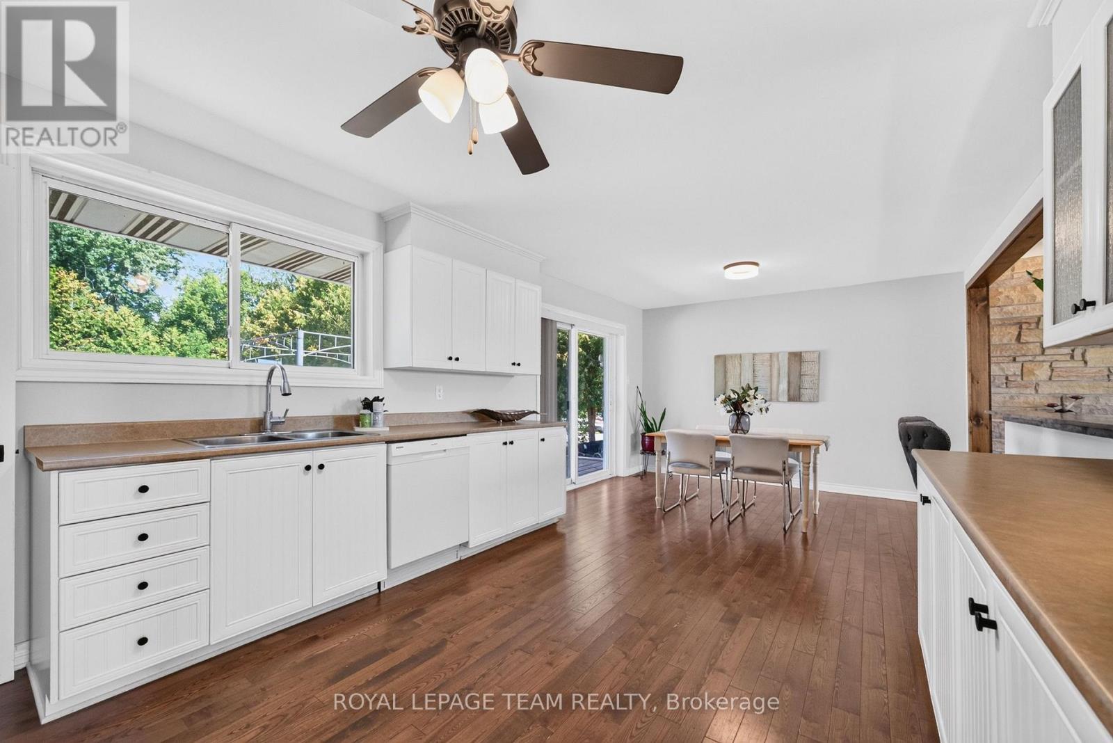 2830 John Shaw Road, Ottawa, Ontario  K0A 2H0 - Photo 12 - X13794246
