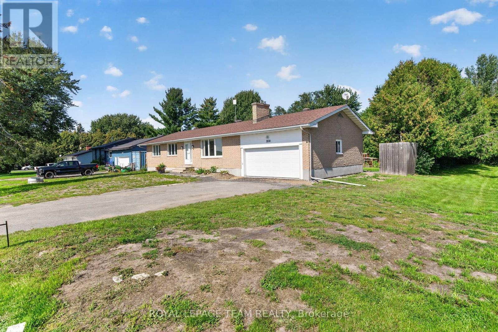 2830 John Shaw Road, Ottawa, Ontario  K0A 2H0 - Photo 2 - X13794246