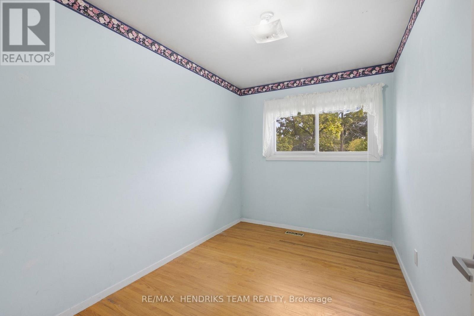 6 Glengrove Circle E, St. Catharines (Glendale/glenridge), Ontario  L2T 2Y9 - Photo 23 - X13794210