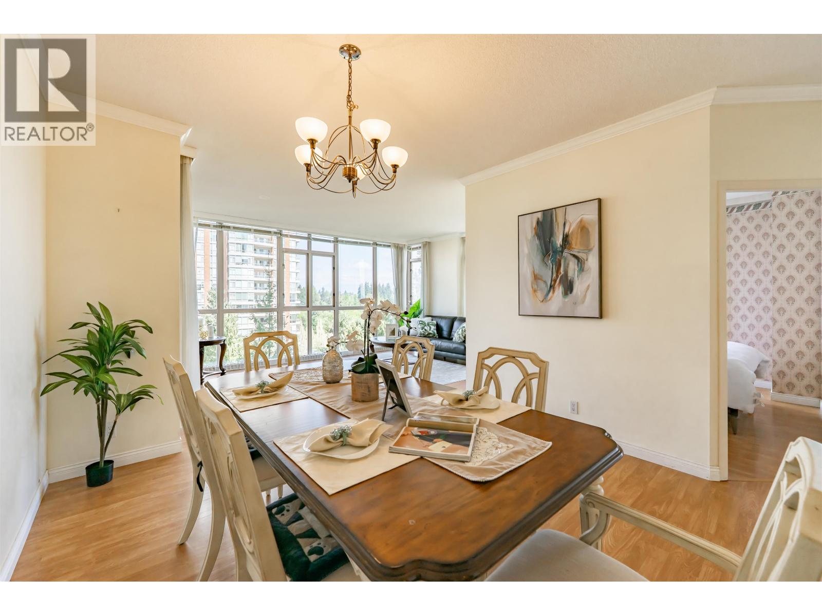 1104 6888 Station Hill Drive, Burnaby, British Columbia  V3N 4X5 - Photo 4 - R3166488