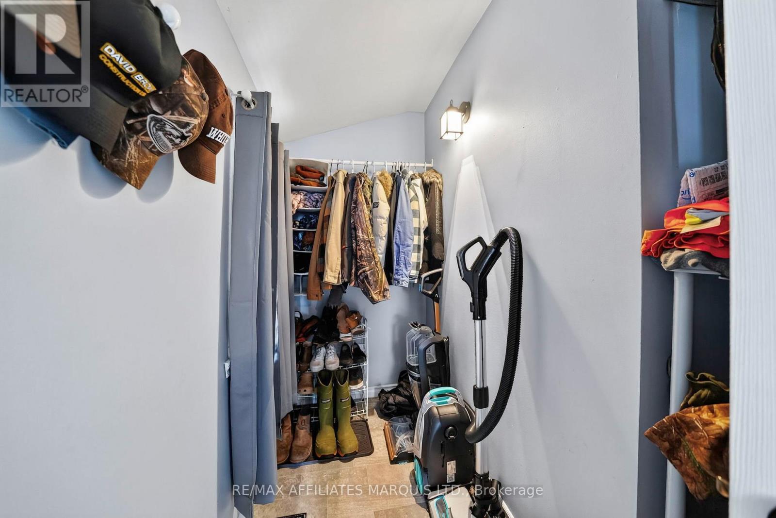 10621 County Road, South Dundas, Ontario  K0E 1K0 - Photo 16 - X13794222