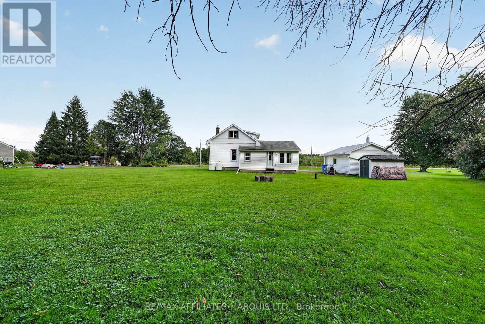 10621 County Road, South Dundas, Ontario  K0E 1K0 - Photo 33 - X13794222