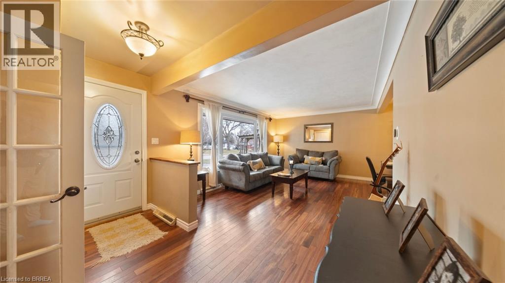 58 Kinnard Road, Brantford, Ontario  N3T 1P9 - Photo 5 - 40864044