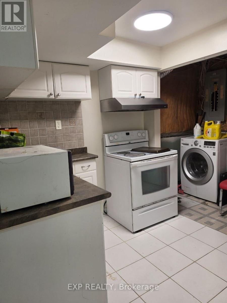 Bsmt - 134 Sandown Avenue, Toronto, Ontario  M1N 3W7 - Photo 6 - E13604934