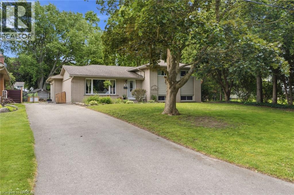 58 Kinnard Road, Brantford, Ontario  N3T 1P9 - Photo 2 - 40864044