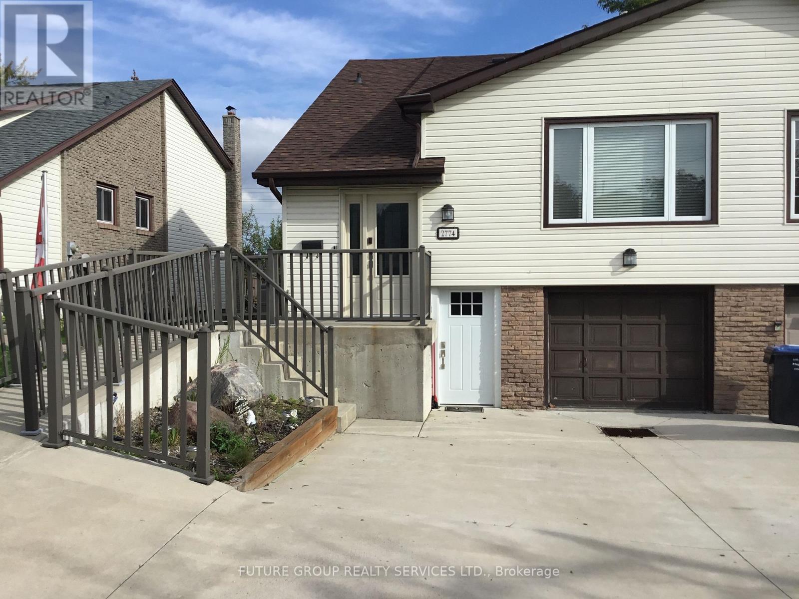2774 Bucklepost Crescent, Mississauga, Ontario  L5N 1X5 - Photo 2 - W13785666