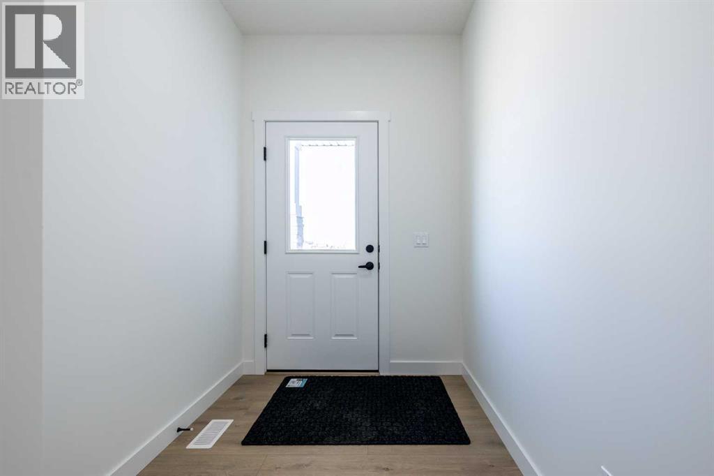 145 Sora Gardens SE, Calgary, Alberta  T3S 0V3 - Photo 2 - A2315771