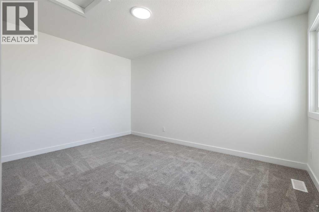 145 Sora Gardens SE, Calgary, Alberta  T3S 0V3 - Photo 36 - A2315771
