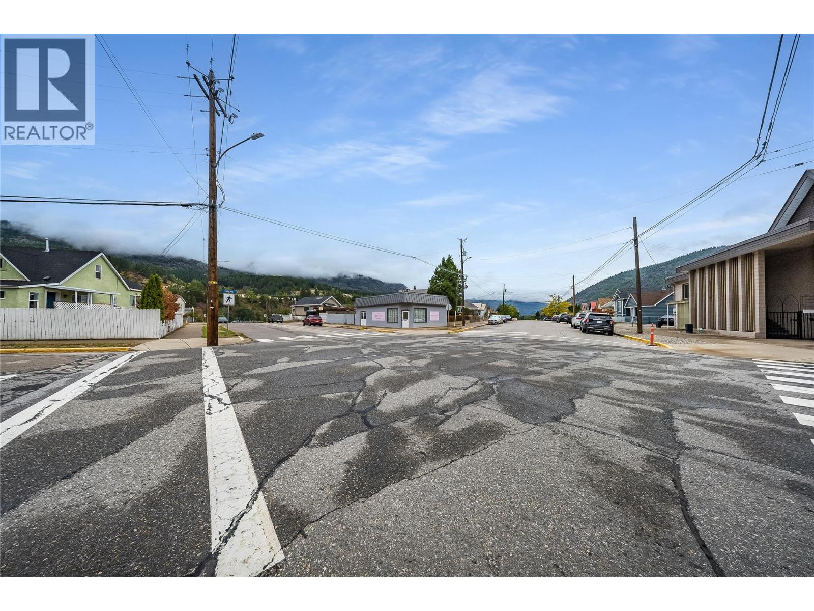 1701 Third Avenue, Trail, British Columbia V1R 1R1 - Photo 29 - 10400855