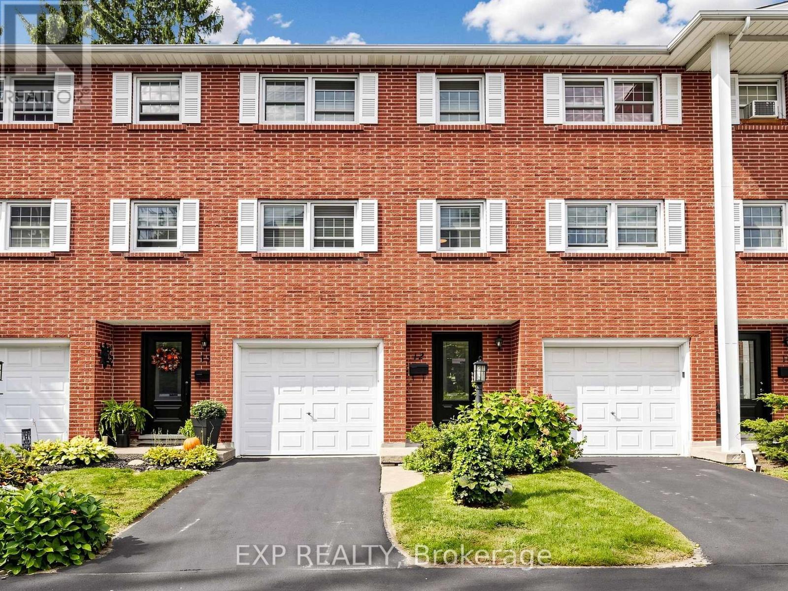 12 - 91 LIVINGSTON AVENUE, Grimsby, Ontario