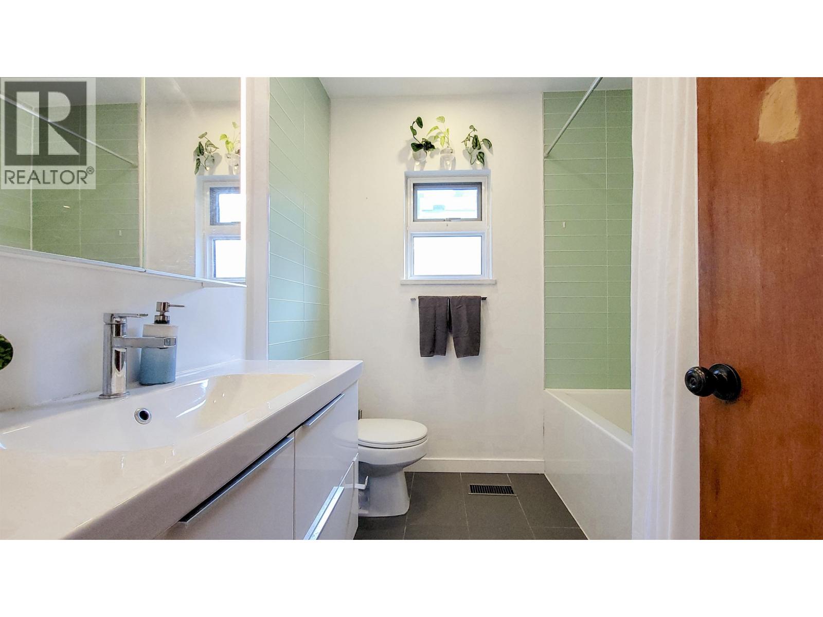 2436 Turner Street, Vancouver, British Columbia  V5K 2E6 - Photo 26 - R3166429