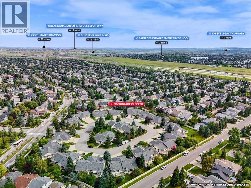 95 Sunlake Close SE photo 45