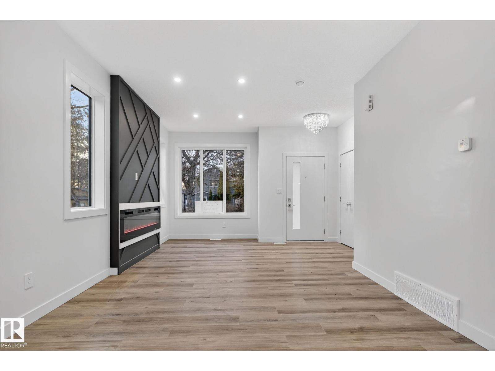 Unknown Address, ,    - Photo 2 - E4509006