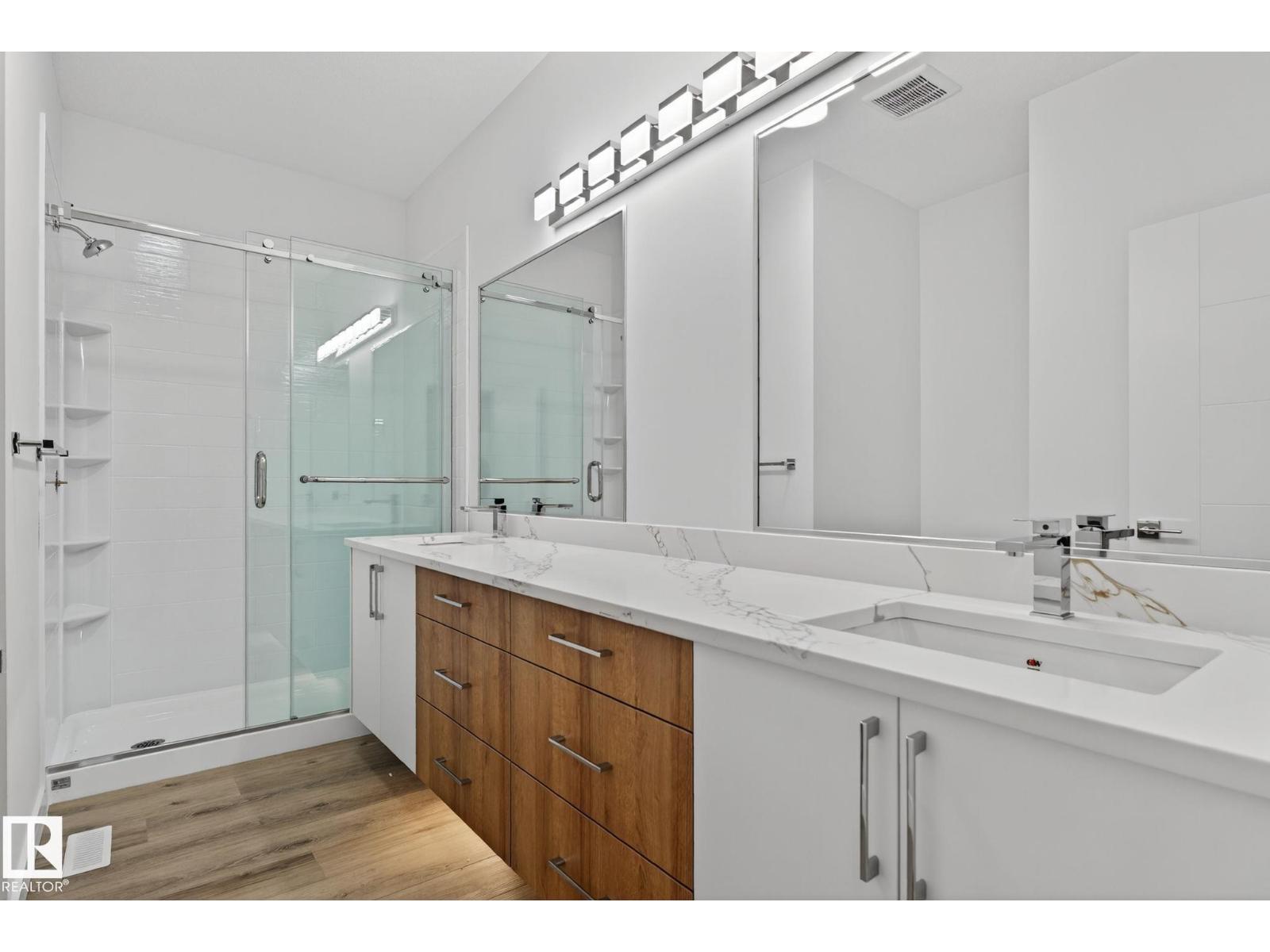 Unknown Address, ,    - Photo 27 - E4509006