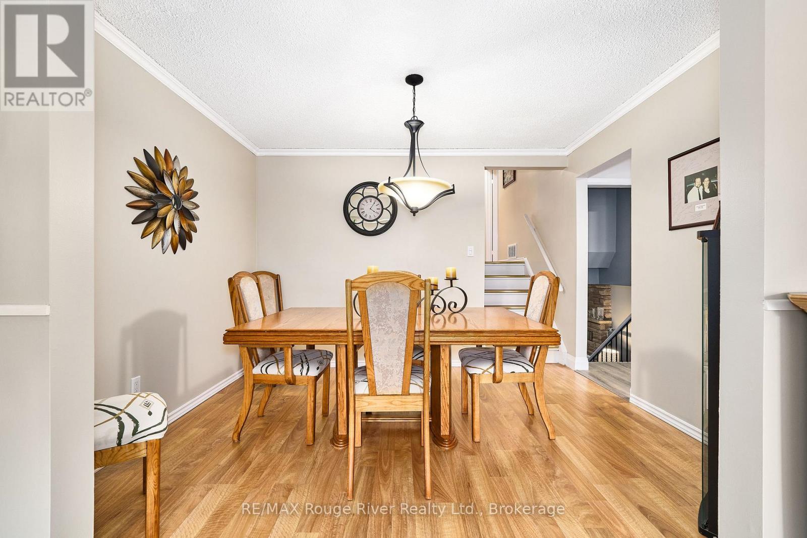 607 Foxrun Court, Oshawa (Pinecrest), Ontario  L1K 1N9 - Photo 21 - E13794262