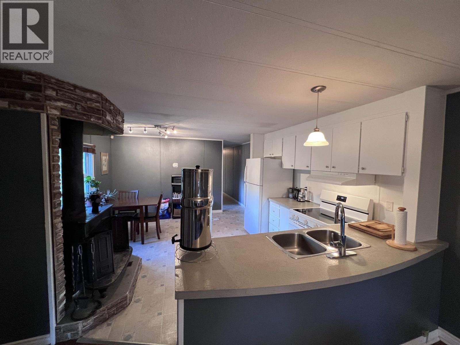 8 Fediw Road, Fort Nelson, British Columbia  V0C 1R0 - Photo 19 - R3166330