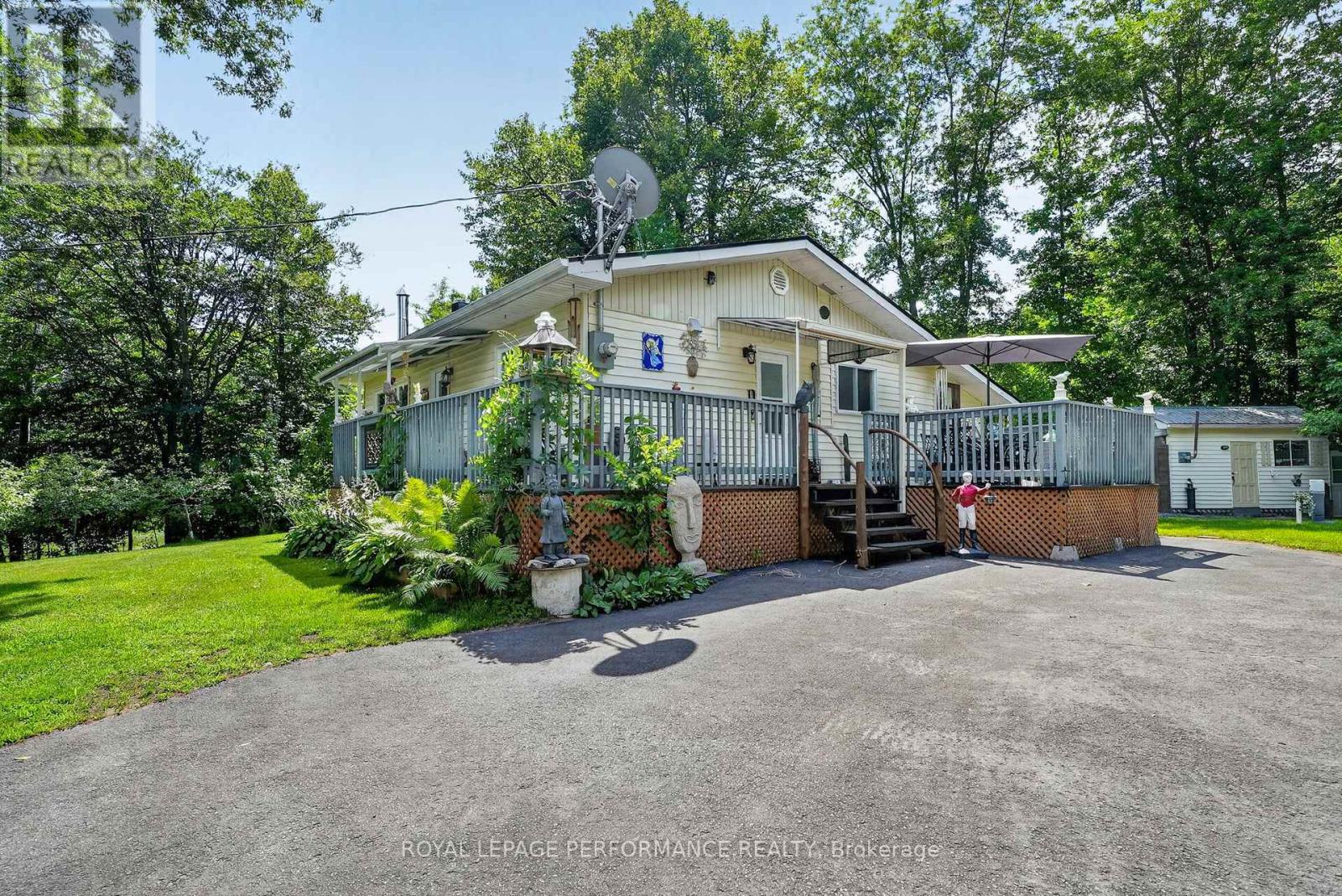 22197 Parkhill Circle, South Glengarry, Ontario  K0C 1Z0 - Photo 4 - X13575286