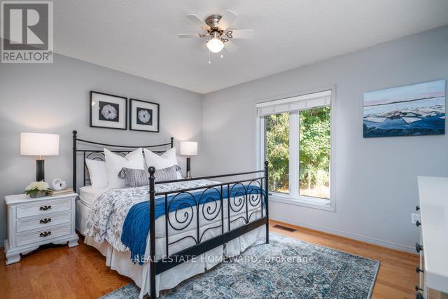 Main - 145 Carlson Drive, Newmarket (Gorham-College Manor), Ontario  L3Y 3H1 - Photo 11 - N13794278