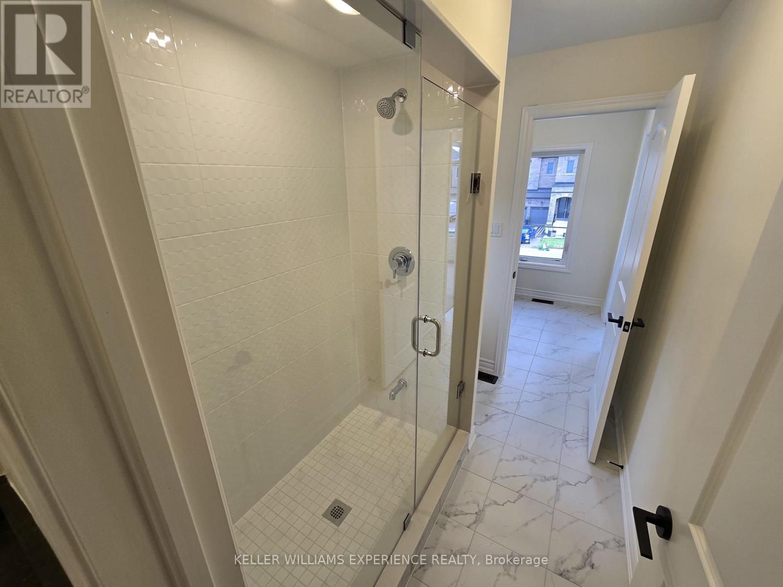 56 Lazarette Lane, East Gwillimbury, Ontario  L9N 0V6 - Photo 28 - N13794304