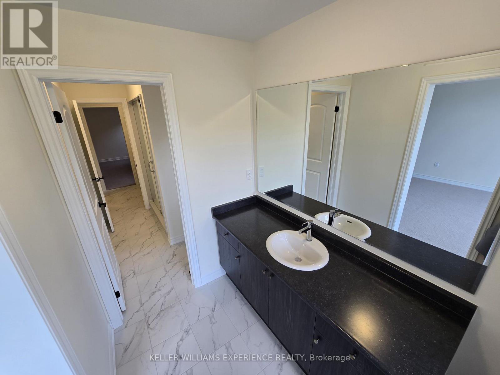 56 Lazarette Lane, East Gwillimbury, Ontario  L9N 0V6 - Photo 29 - N13794304
