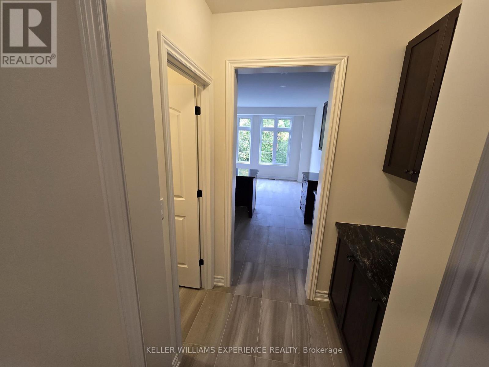 56 Lazarette Lane, East Gwillimbury, Ontario  L9N 0V6 - Photo 8 - N13794304