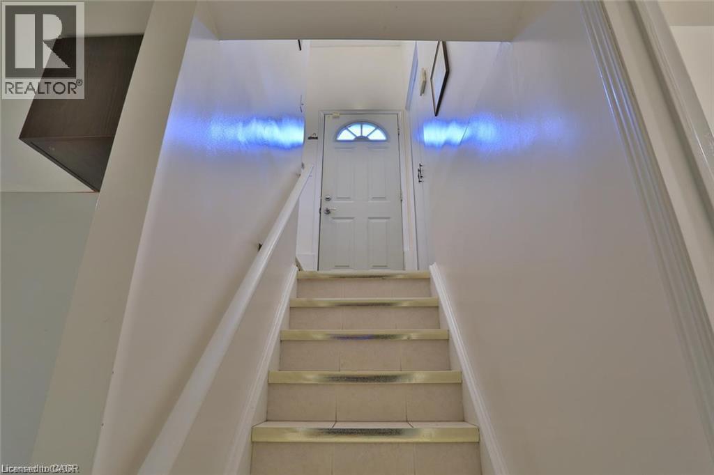 41 Greenock Drive Unit# A & B, Kitchener, Ontario  N2E 2J9 - Photo 18 - 40864198