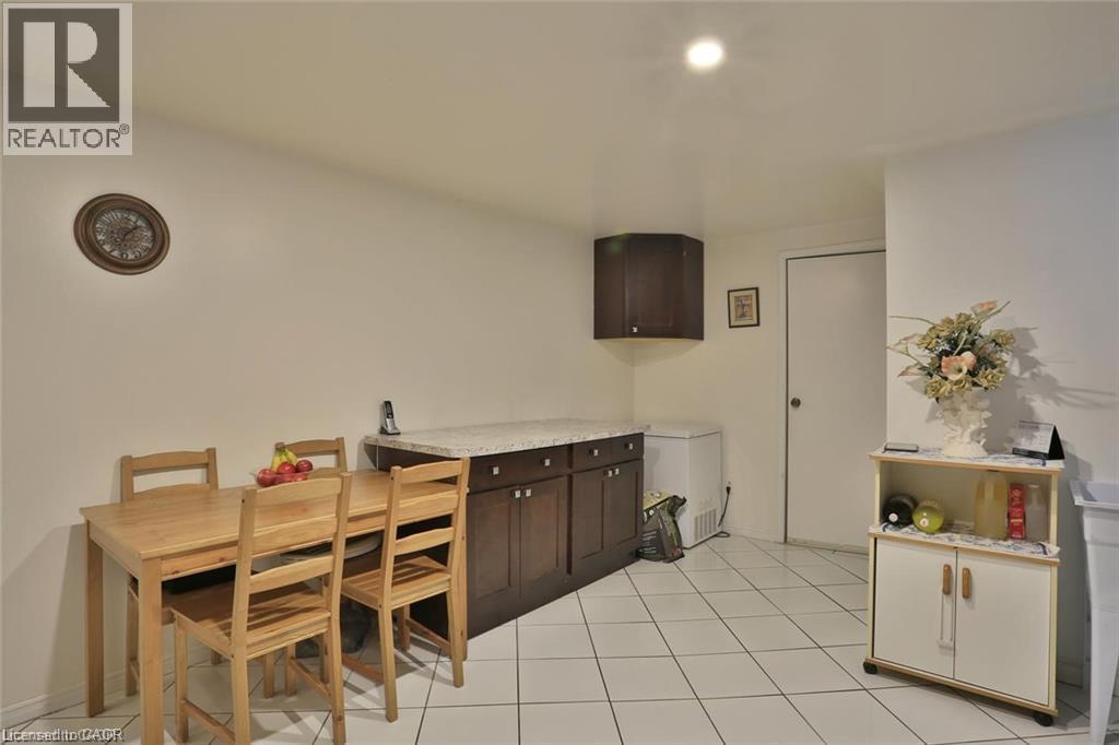 41 Greenock Drive Unit# A & B, Kitchener, Ontario  N2E 2J9 - Photo 22 - 40864198