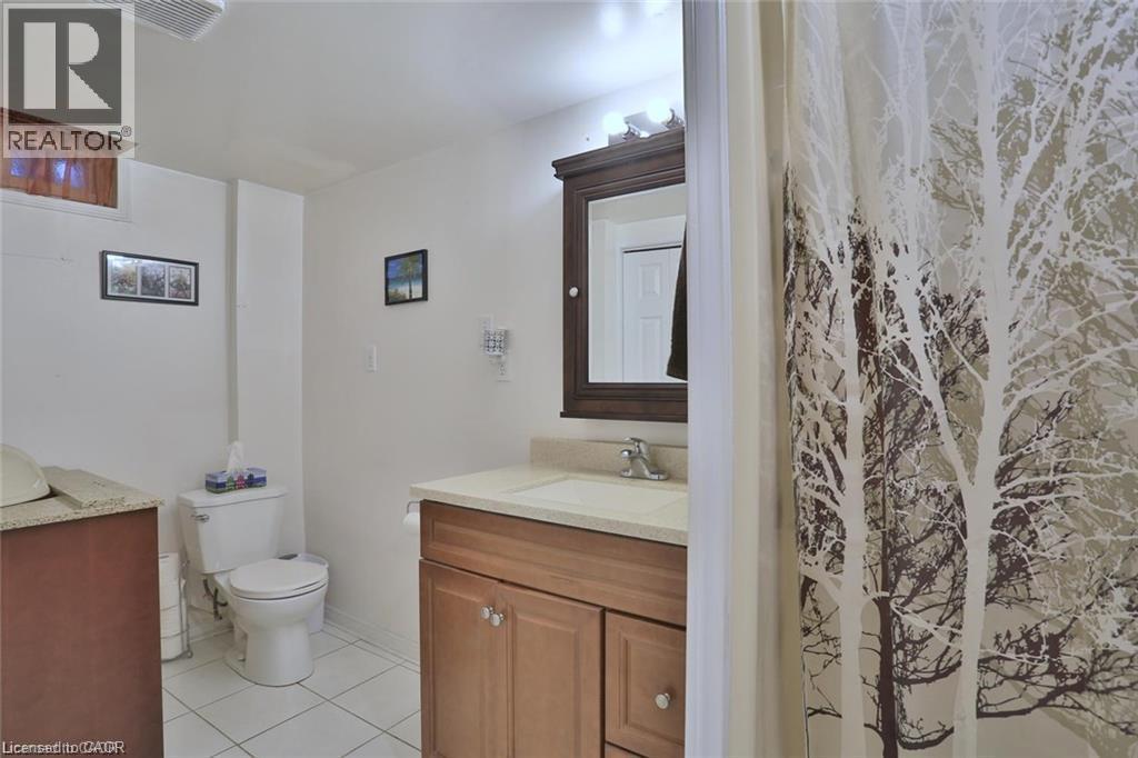 41 Greenock Drive Unit# A & B, Kitchener, Ontario  N2E 2J9 - Photo 27 - 40864198