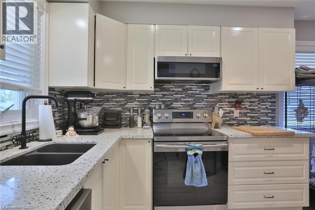 41 Greenock Drive Unit# A & B, Kitchener, Ontario  N2E 2J9 - Photo 7 - 40864198