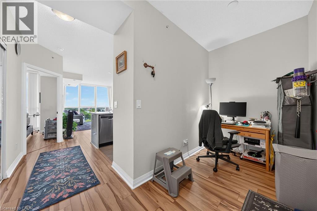 55 Eglinton Avenue W Unit# 605, Mississauga, Ontario  L5R 0E4 - Photo 15 - 40862130