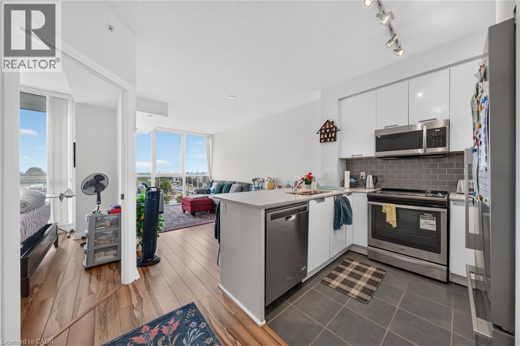 55 Eglinton Avenue W Unit# 605, Mississauga, Ontario  L5R 0E4 - Photo 18 - 40862130