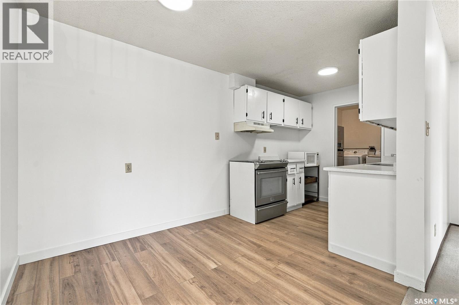 305 802a Kingsmere Boulevard, Saskatoon, Saskatchewan  S7J 4B7 - Photo 9 - SK048337