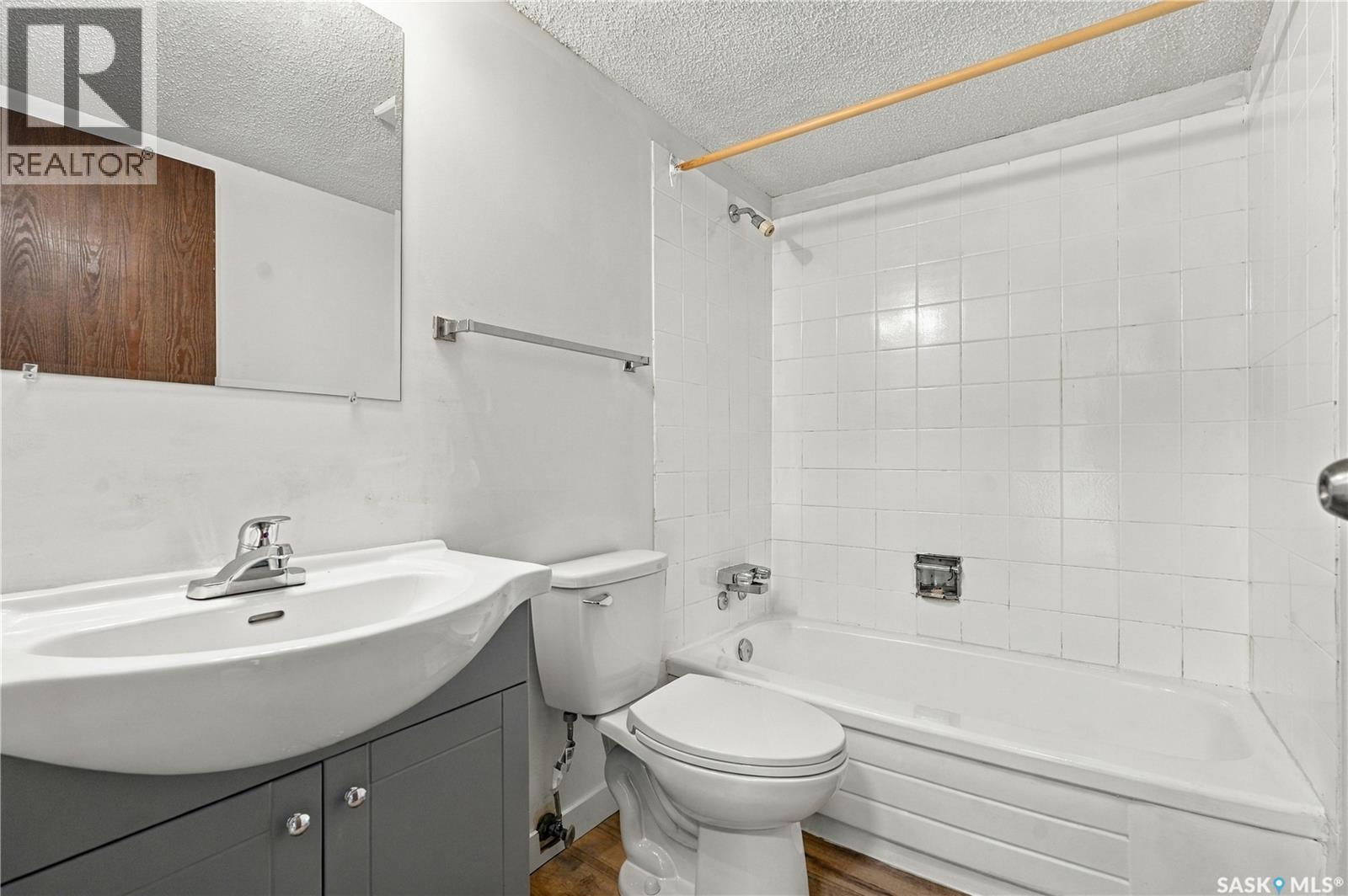 305 802a Kingsmere Boulevard, Saskatoon, Saskatchewan  S7J 4B7 - Photo 28 - SK048337
