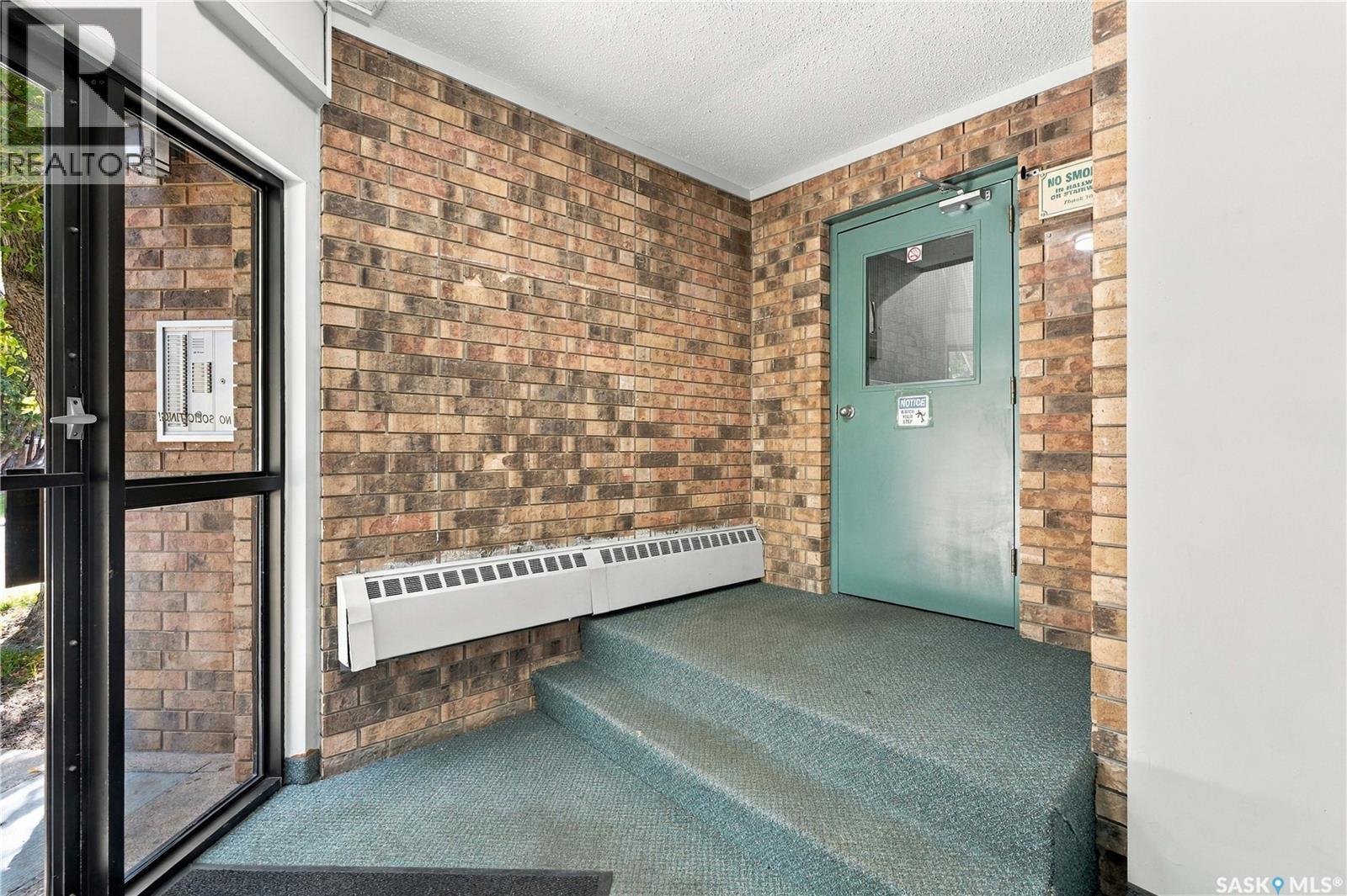 305 802a Kingsmere Boulevard, Saskatoon, Saskatchewan  S7J 4B7 - Photo 6 - SK048337
