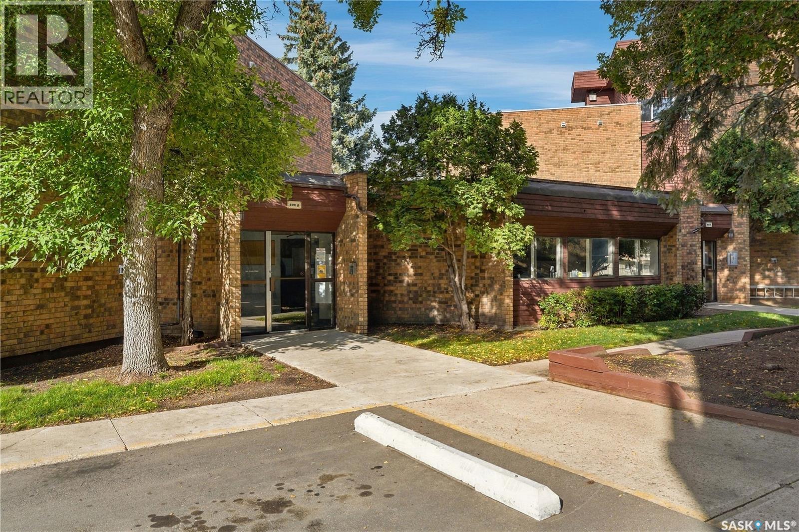 305 802a Kingsmere Boulevard, Saskatoon, Saskatchewan  S7J 4B7 - Photo 3 - SK048337