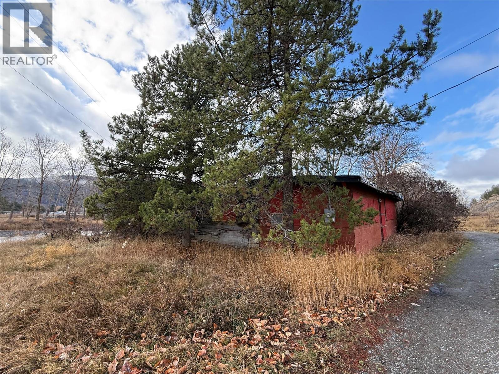 1100 Nicola Avenue, Merritt, British Columbia  V1K 1K6 - Photo 2 - 10369995