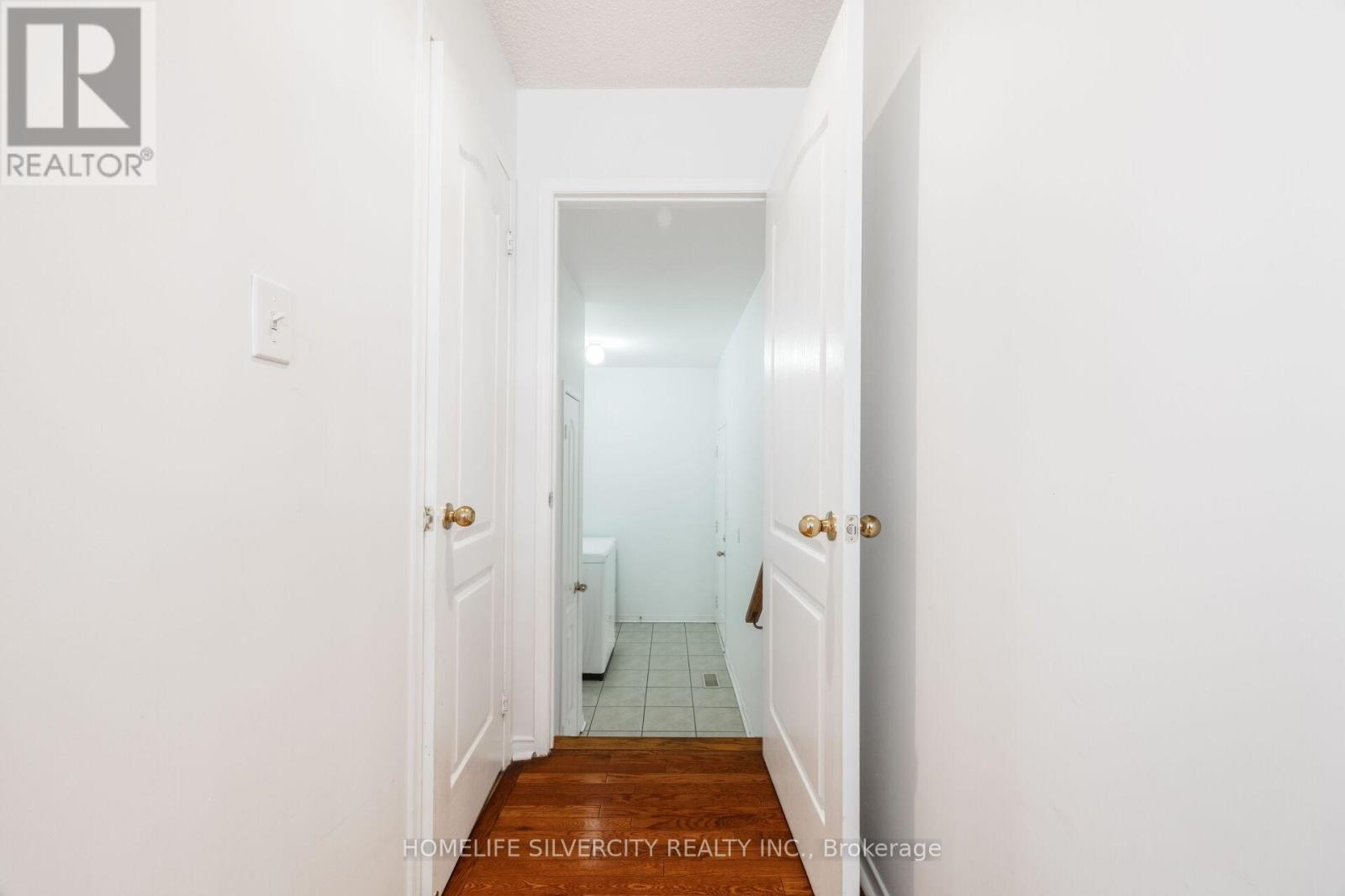 29 Beachpoint Boulevard, Brampton, Ontario  L7A 2T7 - Photo 23 - W13794296