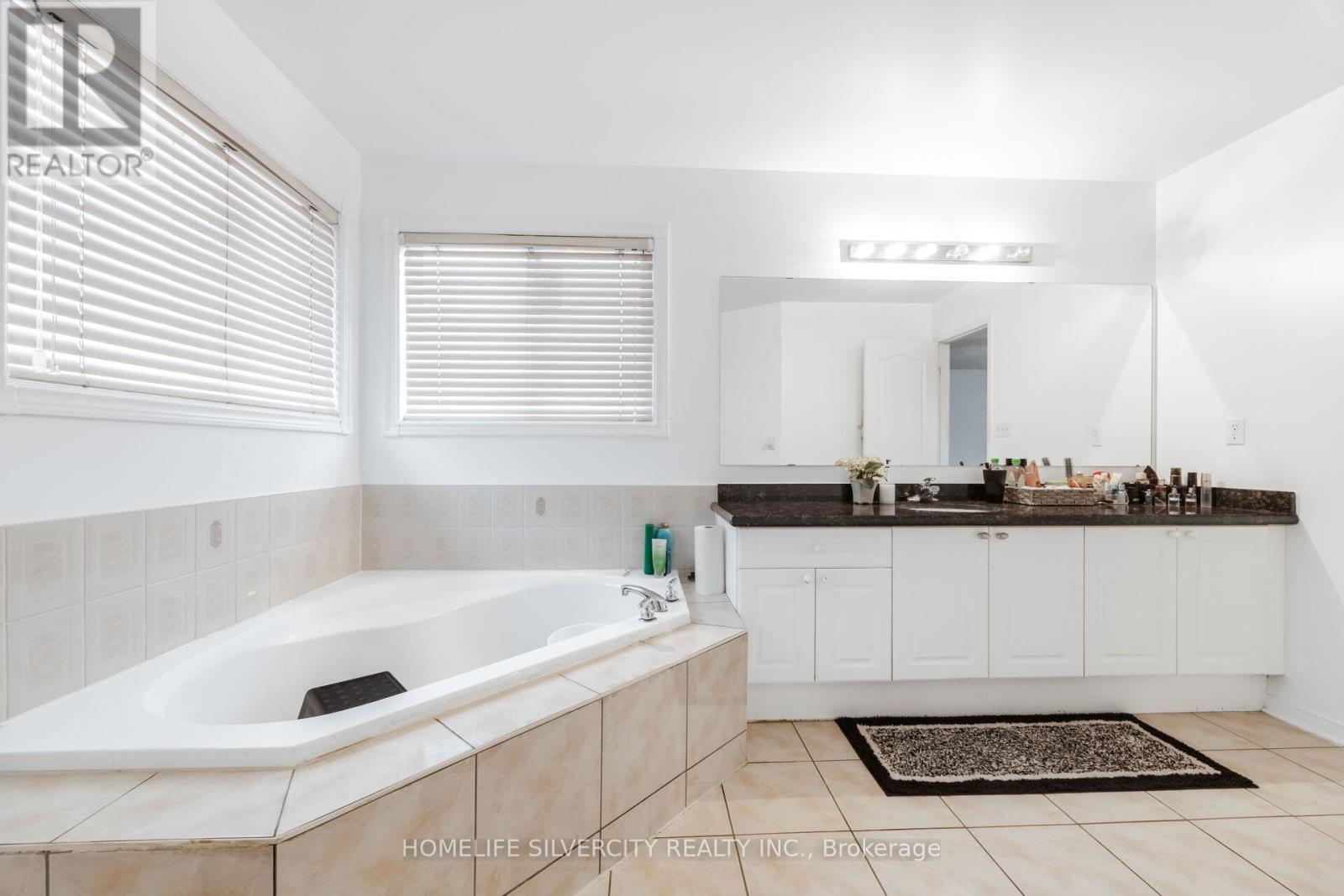 29 Beachpoint Boulevard, Brampton, Ontario  L7A 2T7 - Photo 31 - W13794296