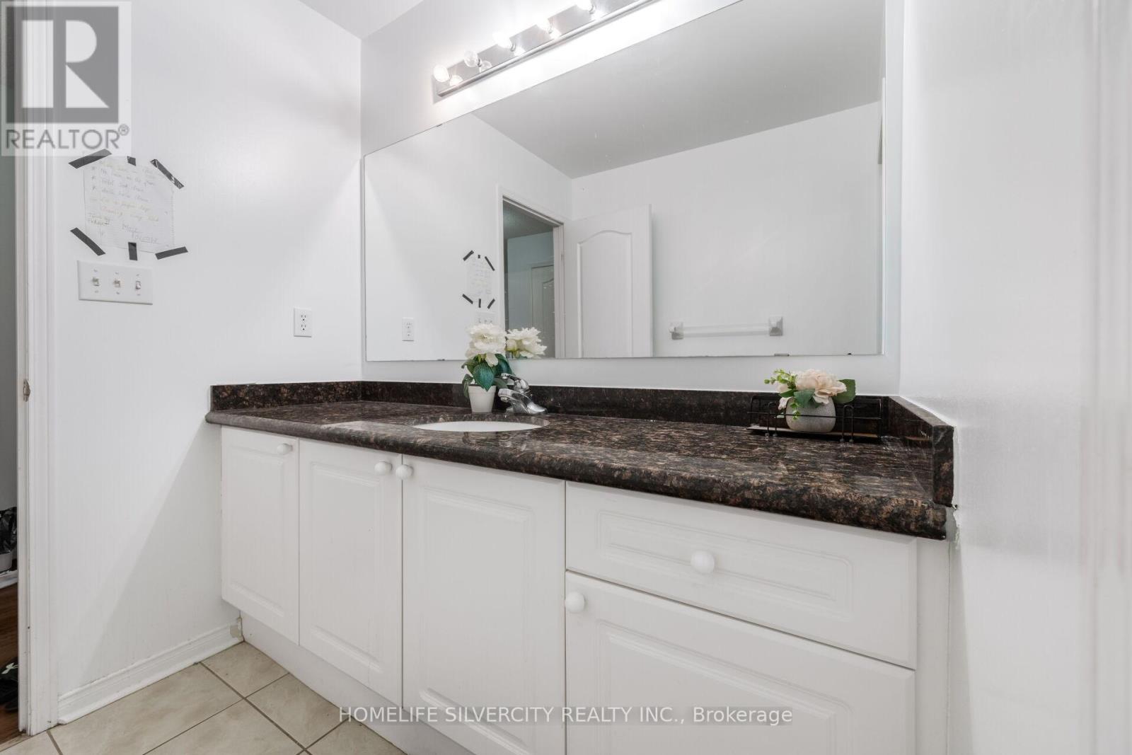 29 Beachpoint Boulevard, Brampton, Ontario  L7A 2T7 - Photo 38 - W13794296