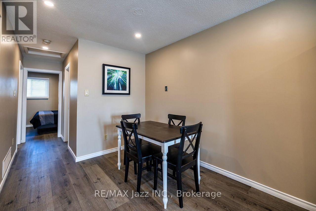 260 Lakeview Park Avenue, Oshawa, Ontario  L1J 7M5 - Photo 16 - E13794126