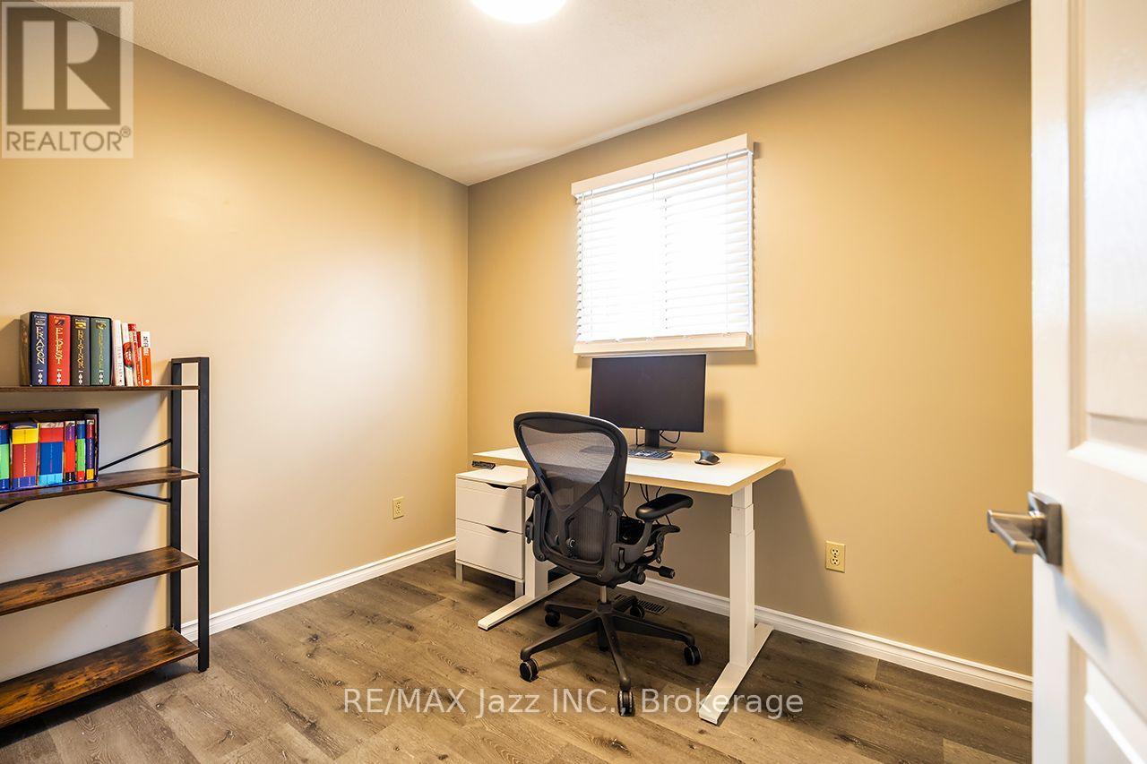 260 Lakeview Park Avenue, Oshawa, Ontario  L1J 7M5 - Photo 24 - E13794126