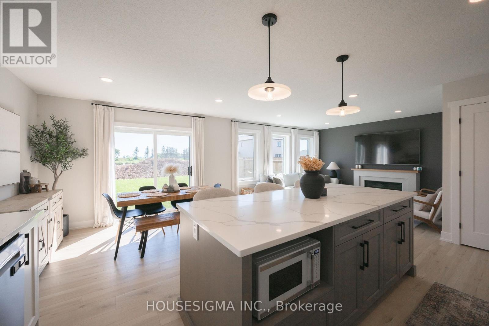 48 Postma Crescent, North Middlesex (Ailsa Craig), Ontario  N0M 1A0 - Photo 16 - X13794370
